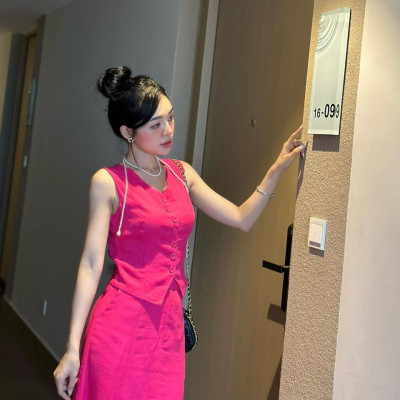 Set áo ghi lê 6 nút kèm chân váy dài