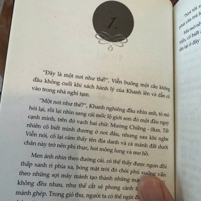 CƠN MƯA BÊN HỒ NƯỚC BÍ MẬT – Phạm Giai Quỳnh – Trần Lê Book