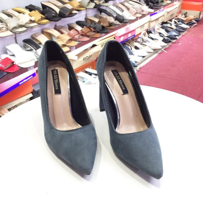 Giày nữ cao gót hot trend  trẻ trung năng động TL20197