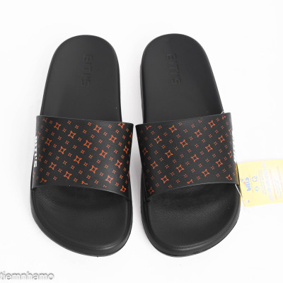 Dép quai ngang Biti