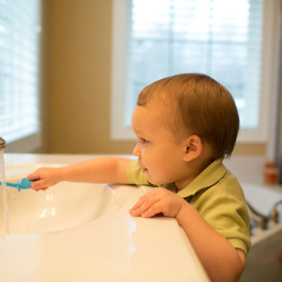 [ Không bao bì ] BÀN CHẢI ĐÁNH RĂNG Dr.Brown