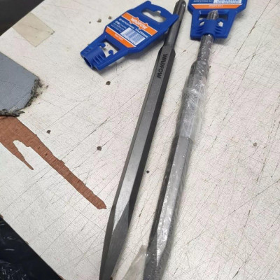 MŨI ĐỤC NHỌN ĐUÔI GÀI 14X250MM WGZ1201 WADFOW - HÀNG CHÍNH HÃNG